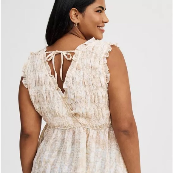 Torrid Cream Ruffle Blouse - Picture 4 of 4